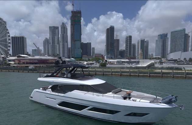 Ferretti 80'