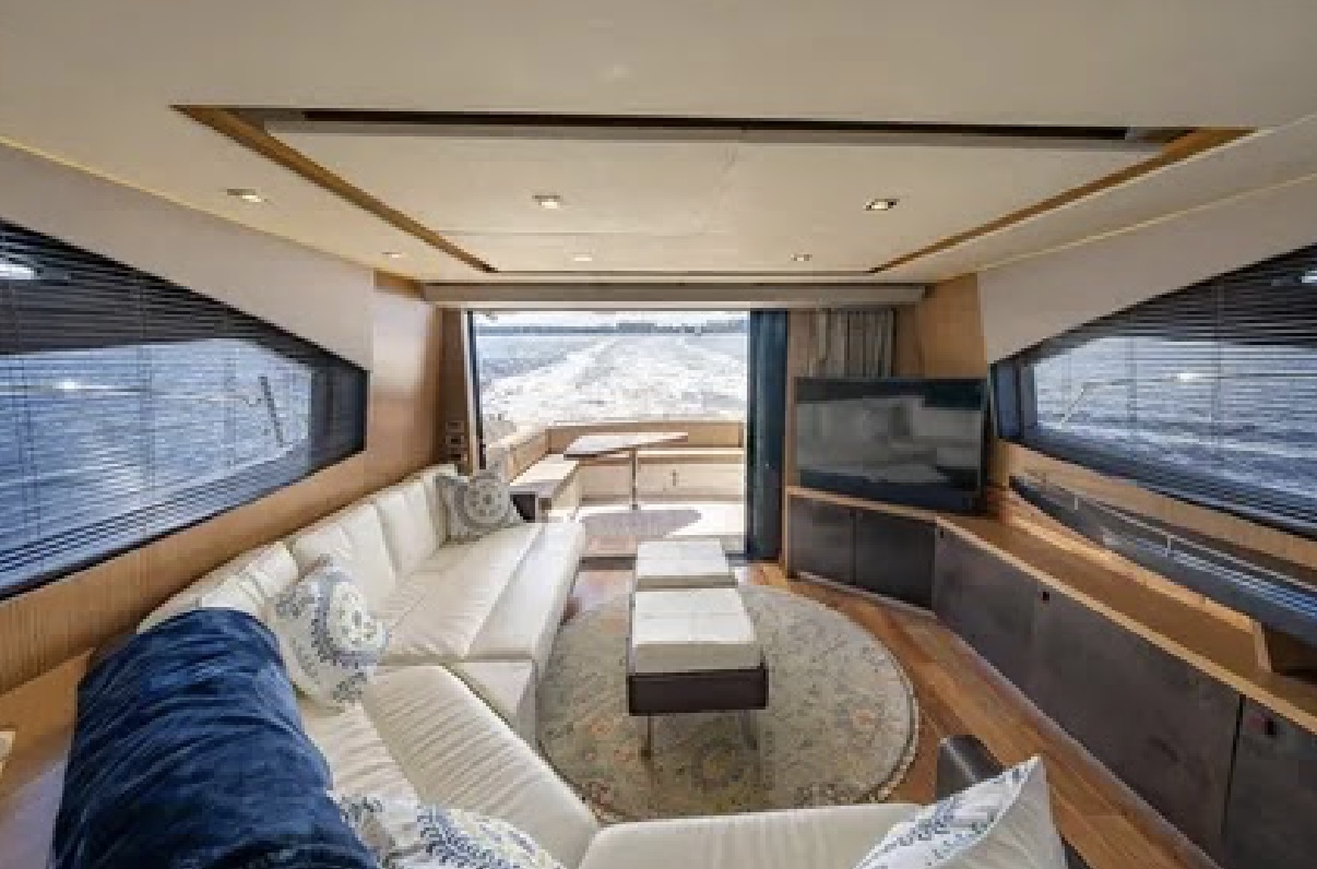 Sea Ray L590 60'